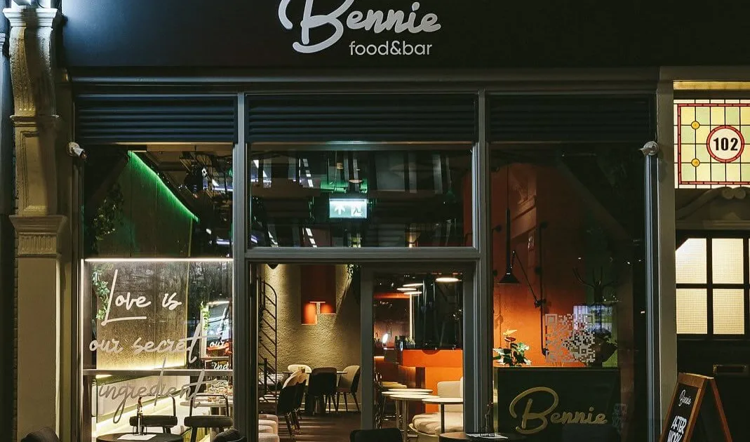 Petite Cafe London LTD