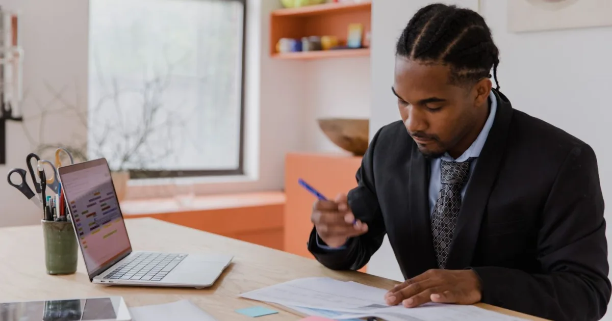 How to value a business in the UK: methods, multiples and a worked example